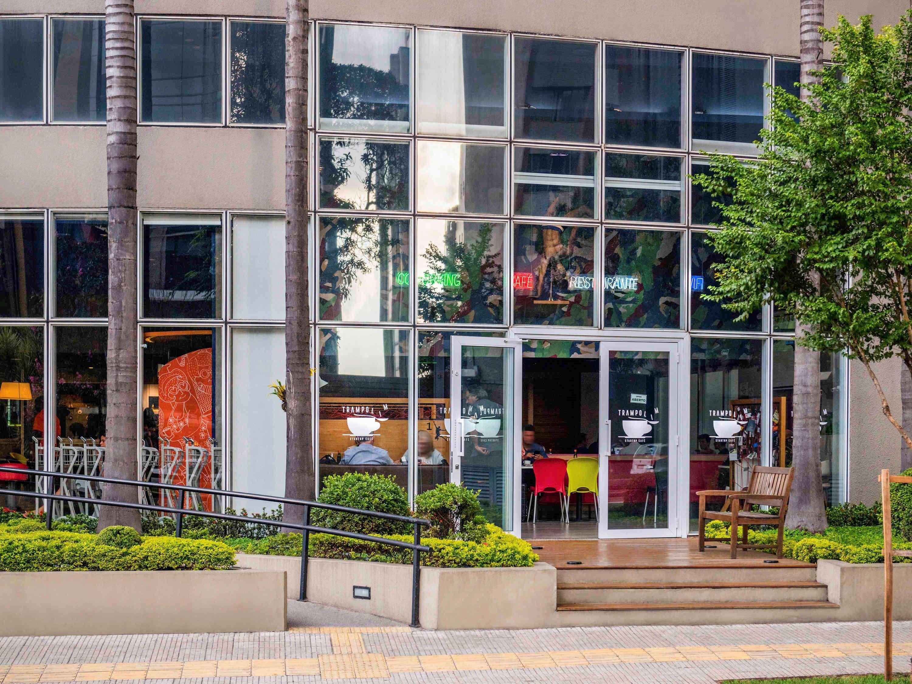 Ibis Budget Paulista Hotel 2*
