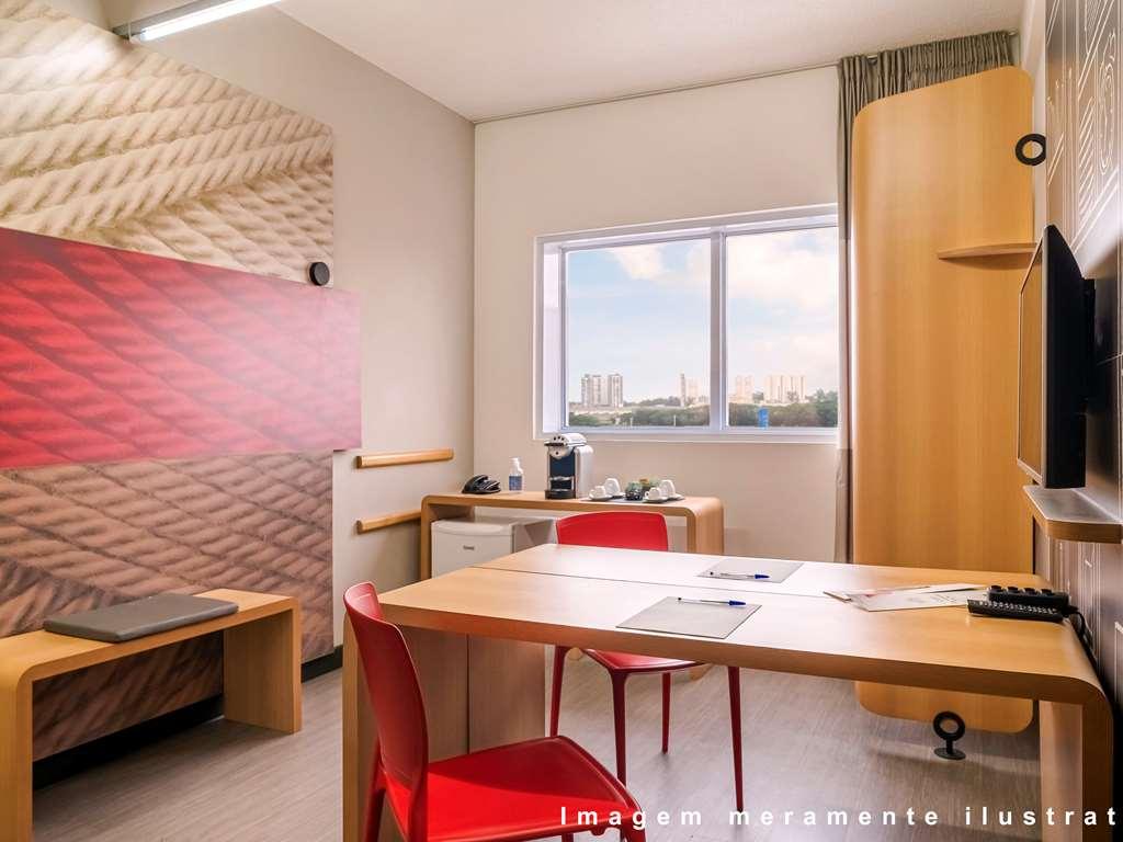 Ibis Budget Paulista Hotel 2*