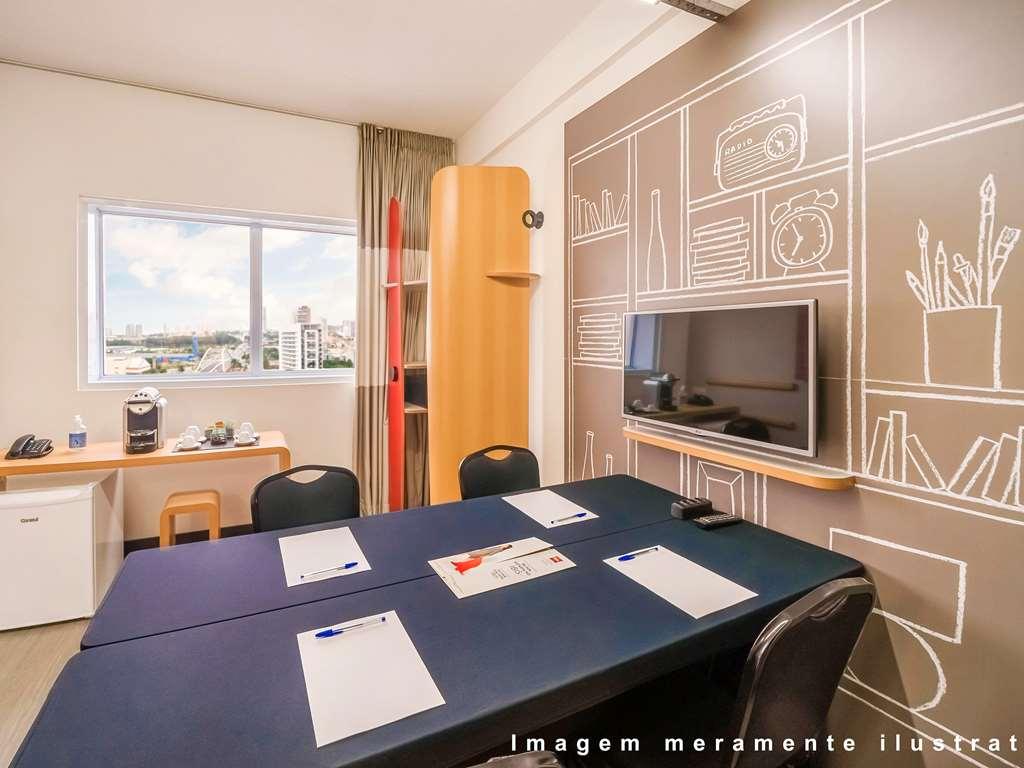Ibis Budget Paulista Hotel